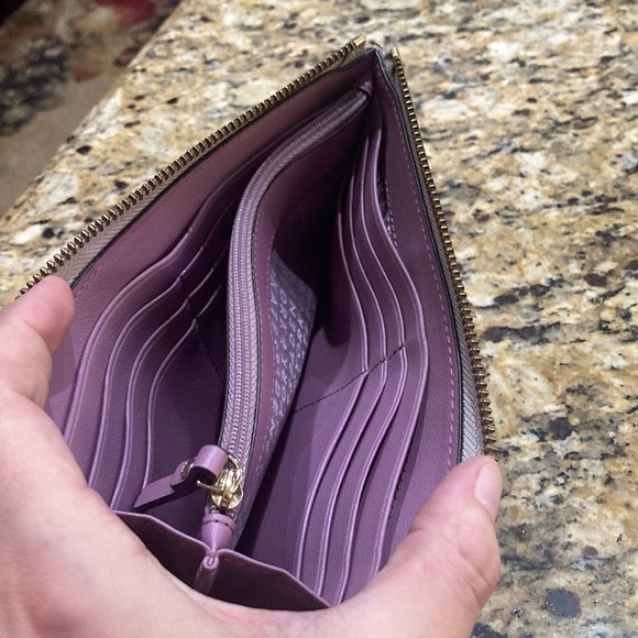 Kate Spade wallet - Picture 15 of 16
